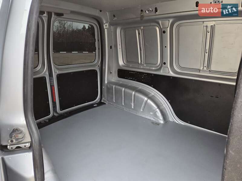 Грузовой фургон Volkswagen Caddy 2011 в Подволочиске