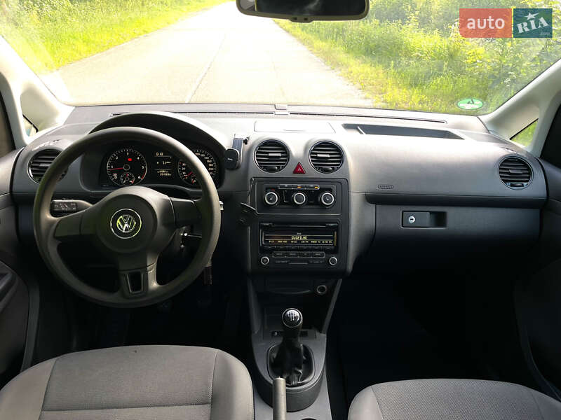 Минивэн Volkswagen Caddy 2013 в Львове фото 19 Минивэн Volkswagen Caddy 2013 в Львове