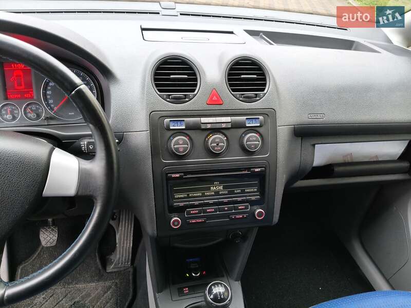 Мінівен Volkswagen Caddy 2009 в Рівному