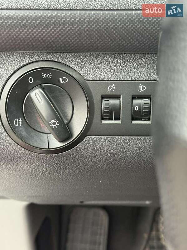 Мінівен Volkswagen Caddy 2006 в Бережанах