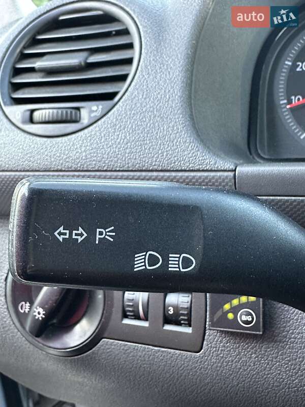 Мінівен Volkswagen Caddy 2007 в Білогородці