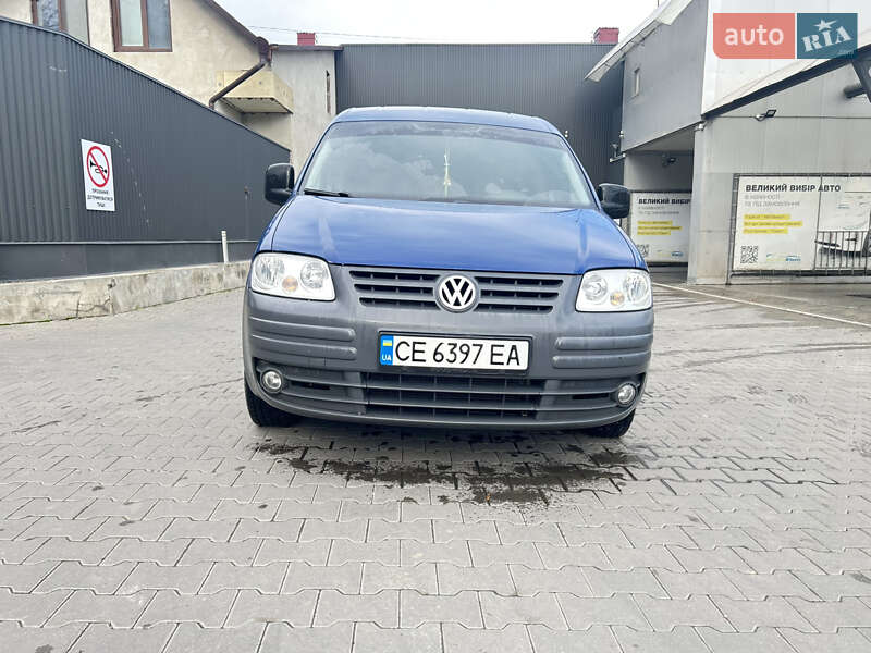 Мінівен Volkswagen Caddy 2010 в Чернівцях фото 3 Мінівен Volkswagen Caddy 2010 в Чернівцях