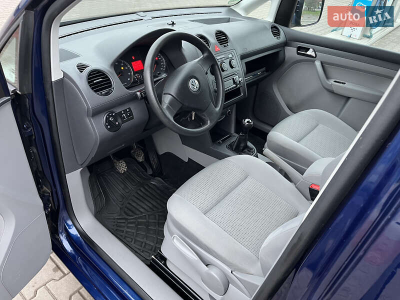 Минивэн Volkswagen Caddy 2010 в Кривом Роге фото 26 Минивэн Volkswagen Caddy 2010 в Кривом Роге