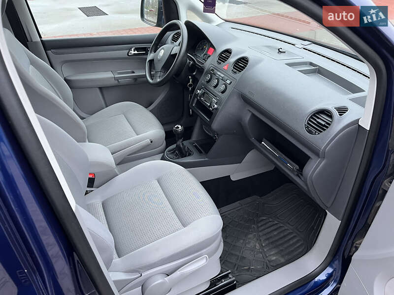 Минивэн Volkswagen Caddy 2010 в Кривом Роге фото 35 Минивэн Volkswagen Caddy 2010 в Кривом Роге