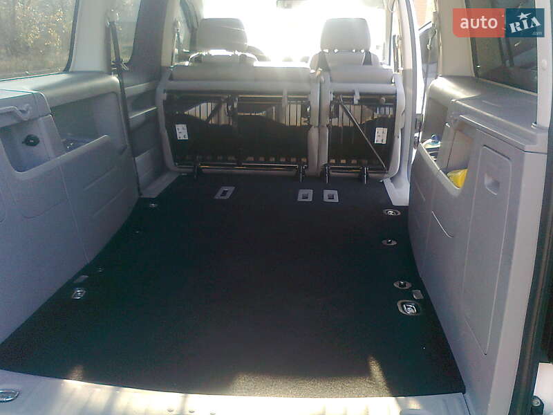 Мінівен Volkswagen Caddy 2008 в Черкасах