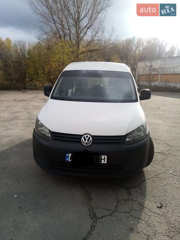 Грузовой фургон Volkswagen Caddy 2012 в Борисполе