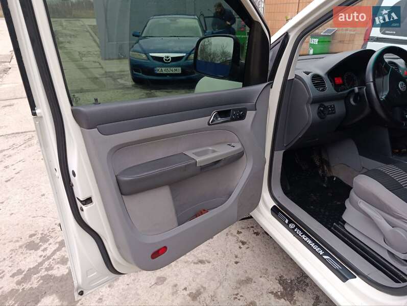 Мінівен Volkswagen Caddy 2006 в Кобеляках