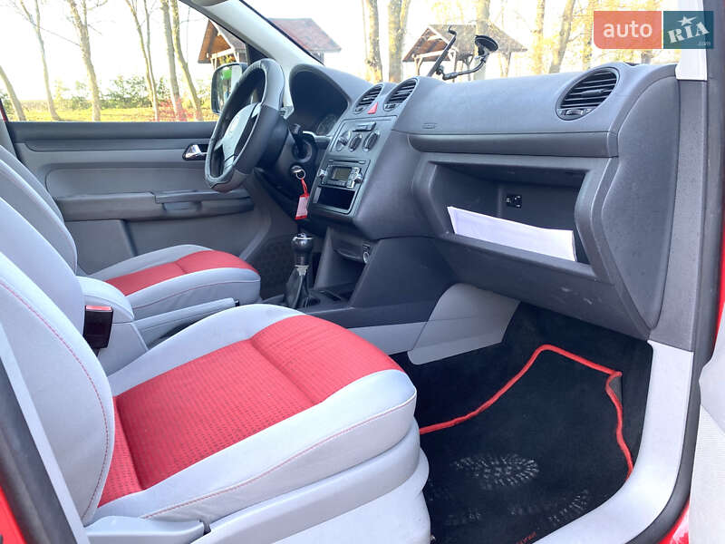 Минивэн Volkswagen Caddy 2009 в Тернополе