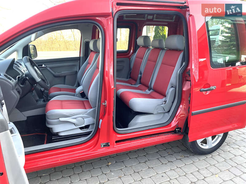 Минивэн Volkswagen Caddy 2009 в Тернополе