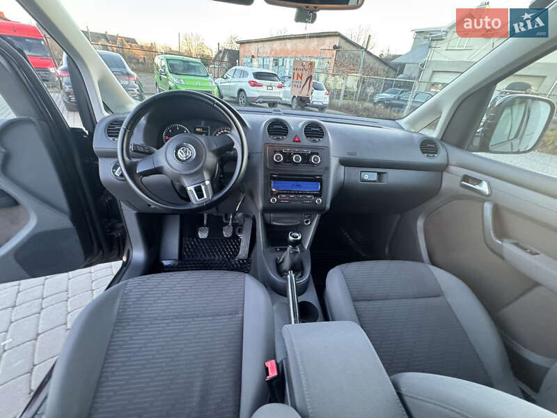 Минивэн Volkswagen Caddy 2011 в Коломые