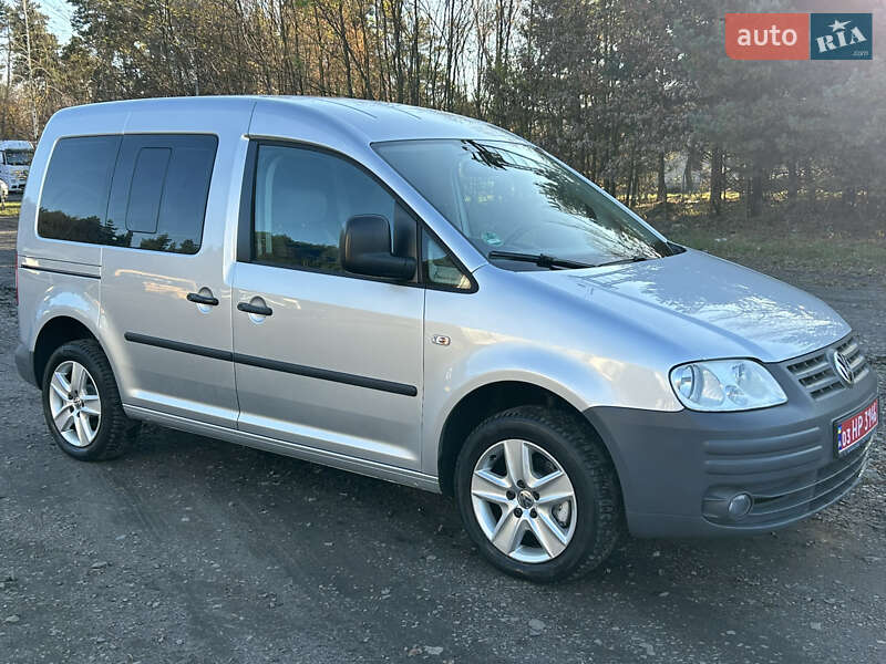 Мінівен Volkswagen Caddy 2009 в Радивиліві