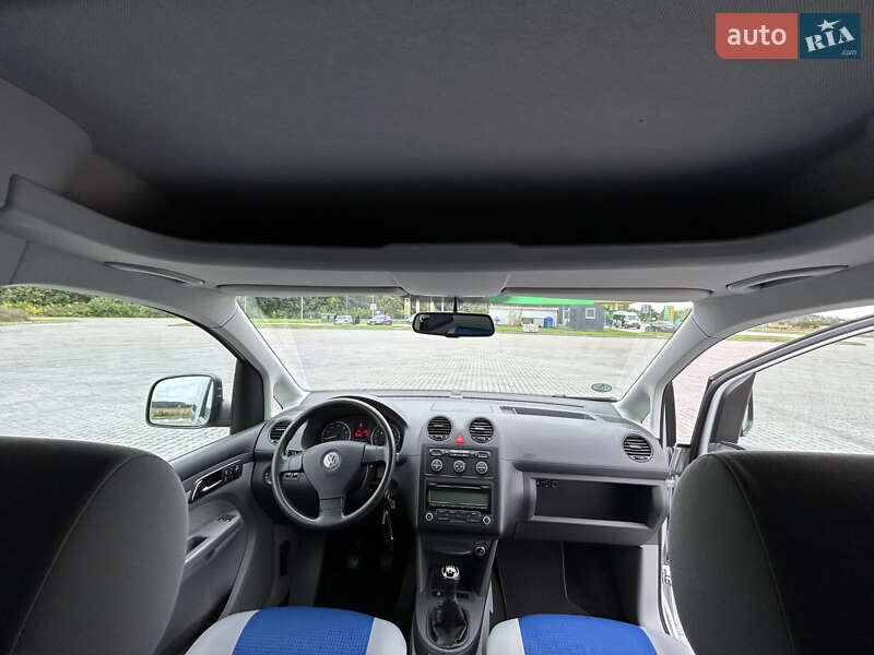 Мінівен Volkswagen Caddy 2009 в Радивиліві