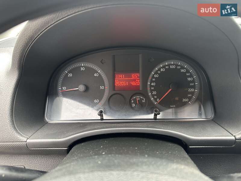 Мінівен Volkswagen Caddy 2008 в Житомирі