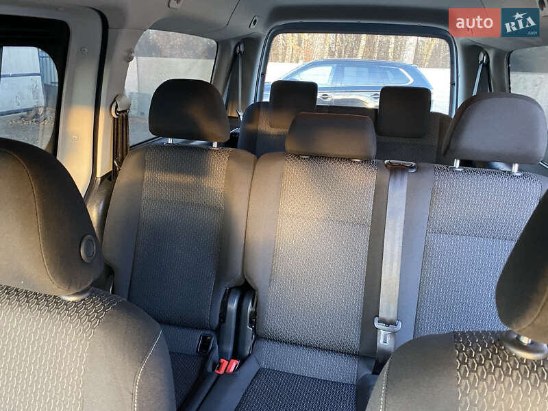 Мінівен Volkswagen Caddy 2015 в Калуші