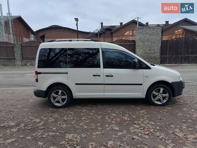 Мінівен Volkswagen Caddy 2004 в Києві