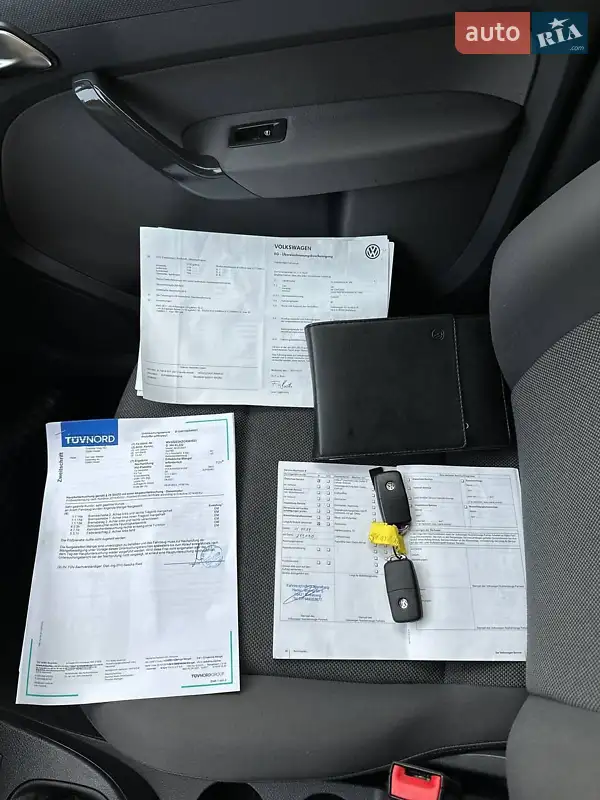 Минивэн Volkswagen Caddy 2011 в Луцке документ 2 фото Минивэн Volkswagen Caddy 2011 в Луцке документ