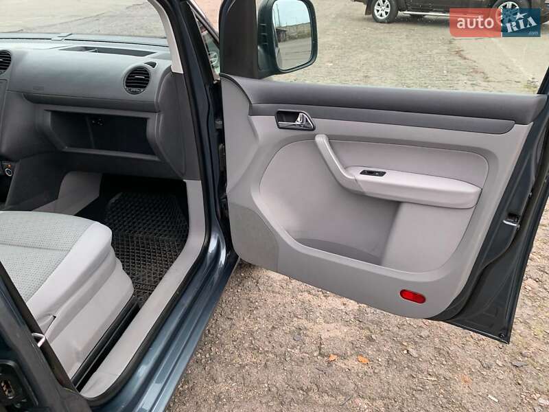 Минивэн Volkswagen Caddy 2009 в Ровно фото 14 Минивэн Volkswagen Caddy 2009 в Ровно