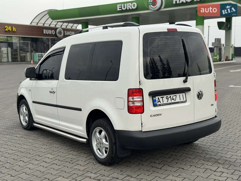 Мінівен Volkswagen Caddy 2011 в Коломиї