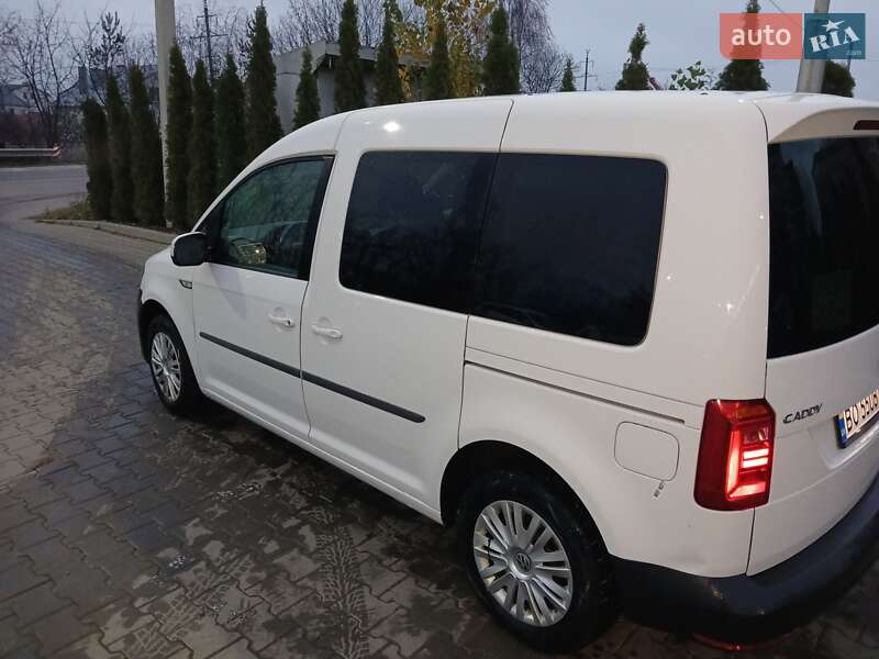 Минивэн Volkswagen Caddy 2017 в Тернополе