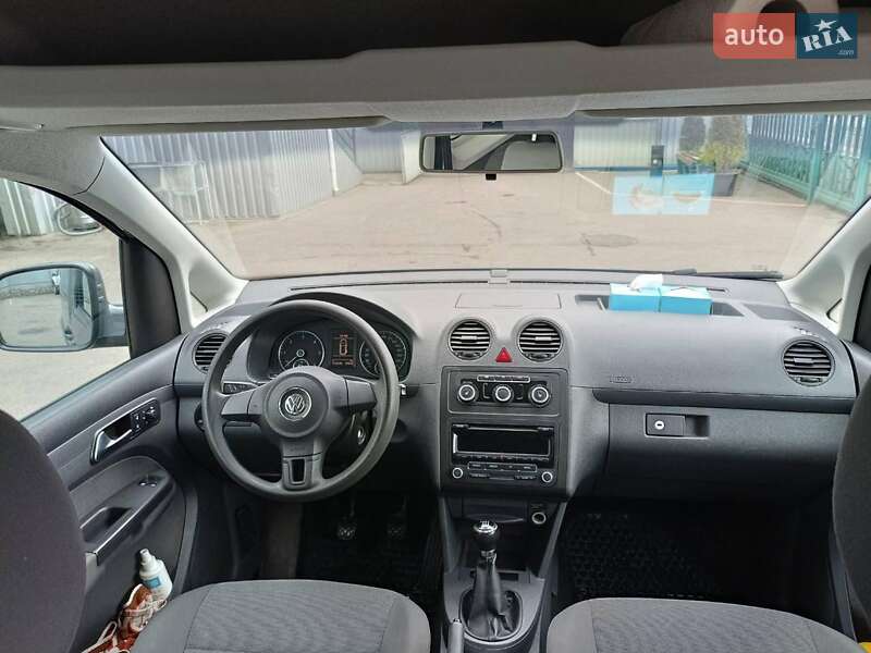 Минивэн Volkswagen Caddy 2012 в Обухове фото 11 Минивэн Volkswagen Caddy 2012 в Обухове