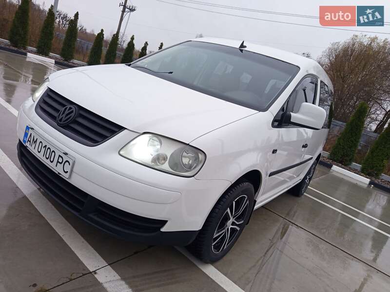Минивэн Volkswagen Caddy 2005 в Звягеле