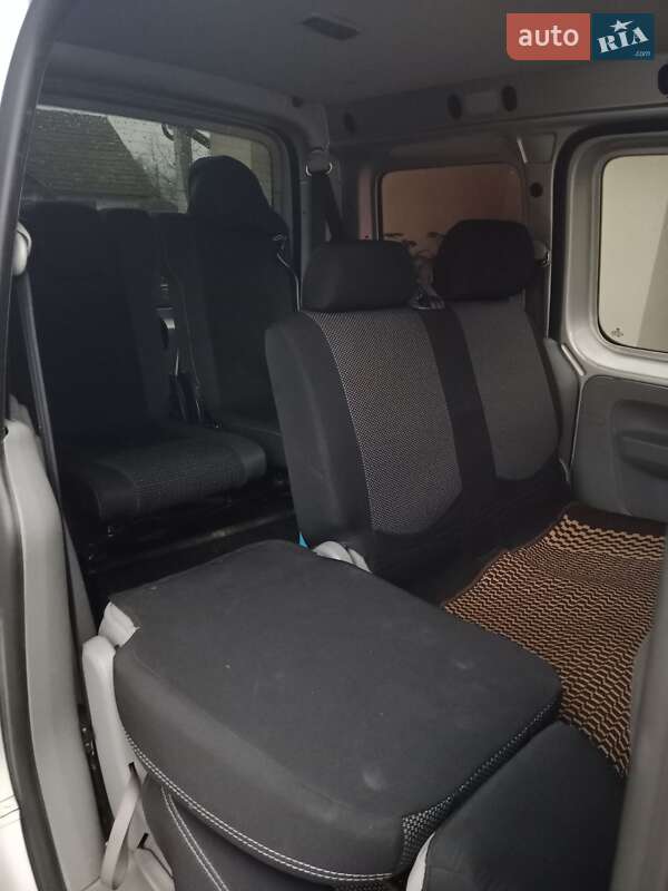 Мінівен Volkswagen Caddy 2010 в Львові фото 24 Мінівен Volkswagen Caddy 2010 в Львові