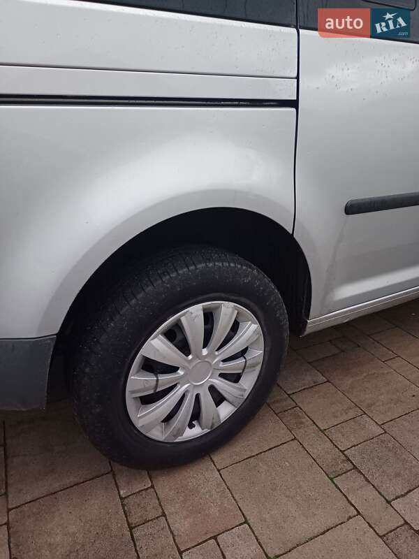 Мінівен Volkswagen Caddy 2010 в Львові фото 34 Мінівен Volkswagen Caddy 2010 в Львові