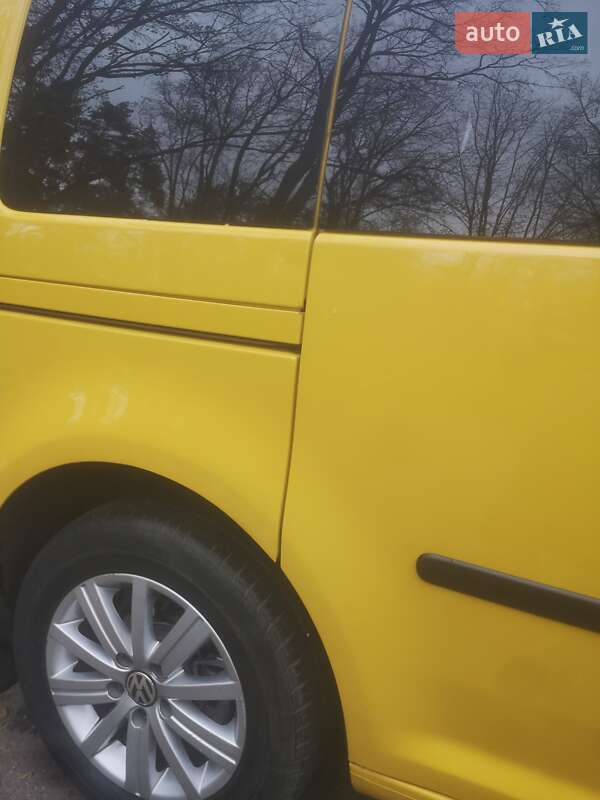Минивэн Volkswagen Caddy 2007 в Хмельнике
