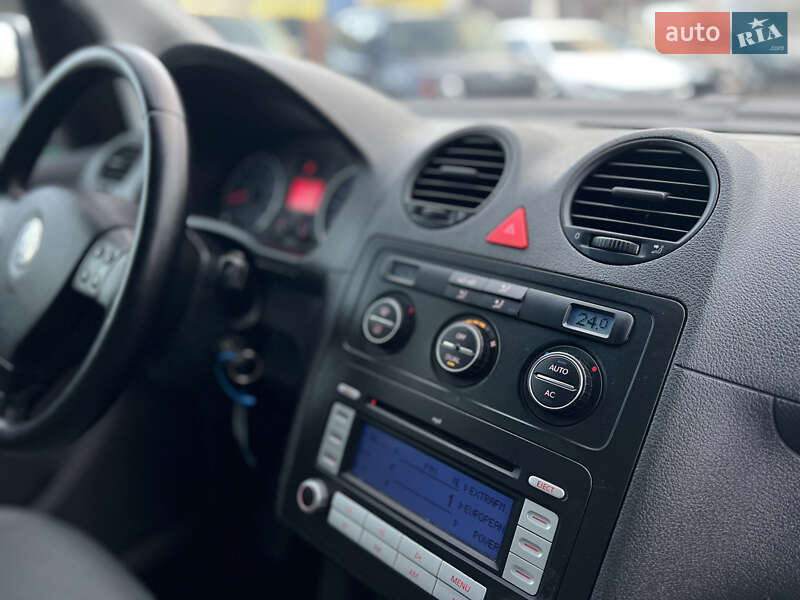 Минивэн Volkswagen Caddy 2009 в Полтаве