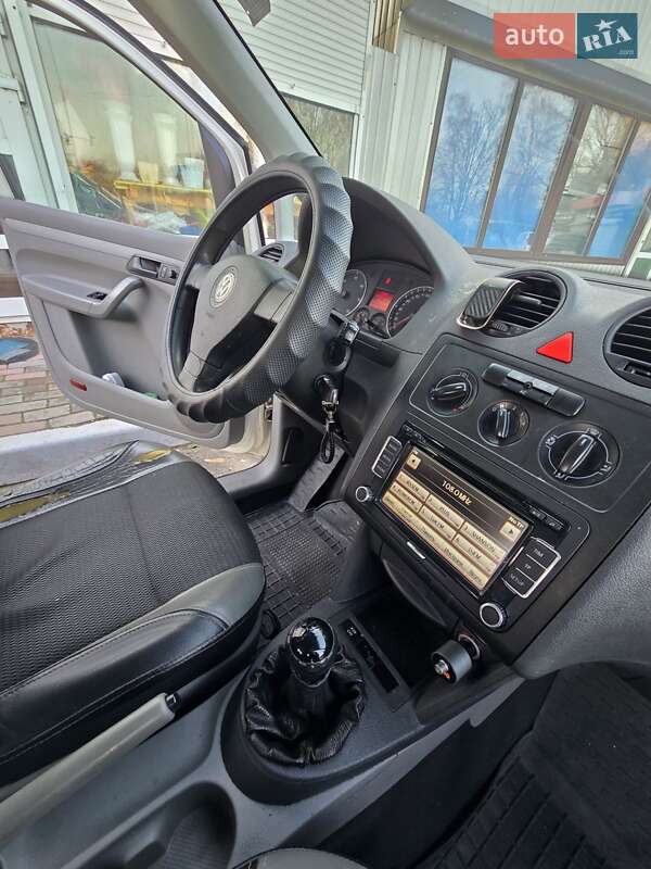 Минивэн Volkswagen Caddy 2008 в Киеве фото 13 Минивэн Volkswagen Caddy 2008 в Киеве