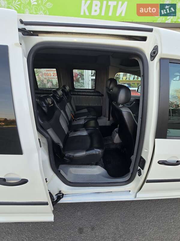 Минивэн Volkswagen Caddy 2008 в Киеве фото 18 Минивэн Volkswagen Caddy 2008 в Киеве