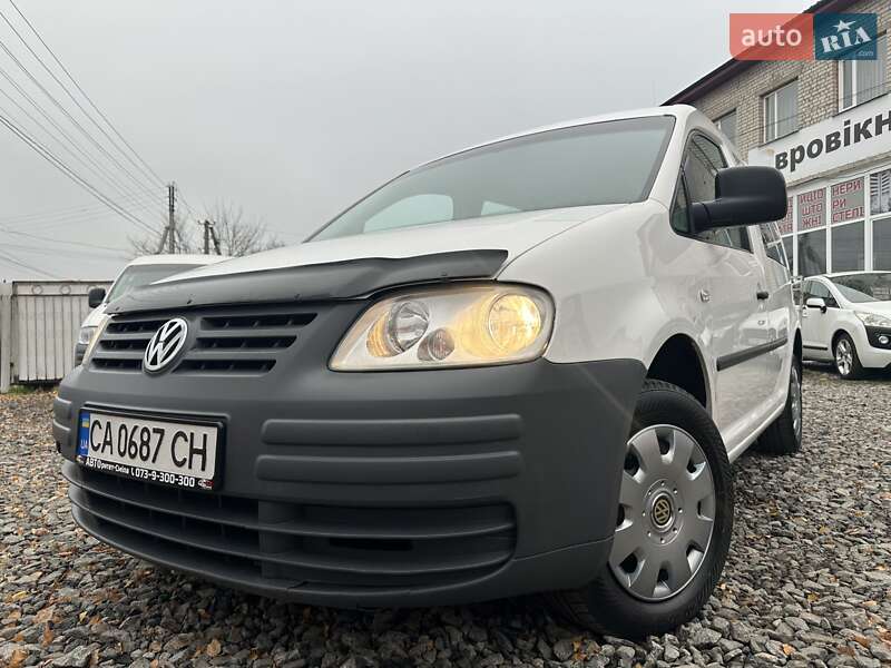 Минивэн Volkswagen Caddy 2006 в Смеле
