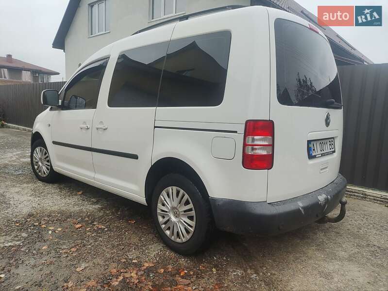 Мінівен Volkswagen Caddy 2012 в Києві