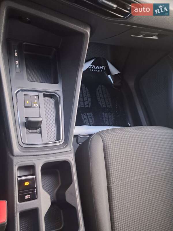 Минивэн Volkswagen Caddy 2025 в Киеве