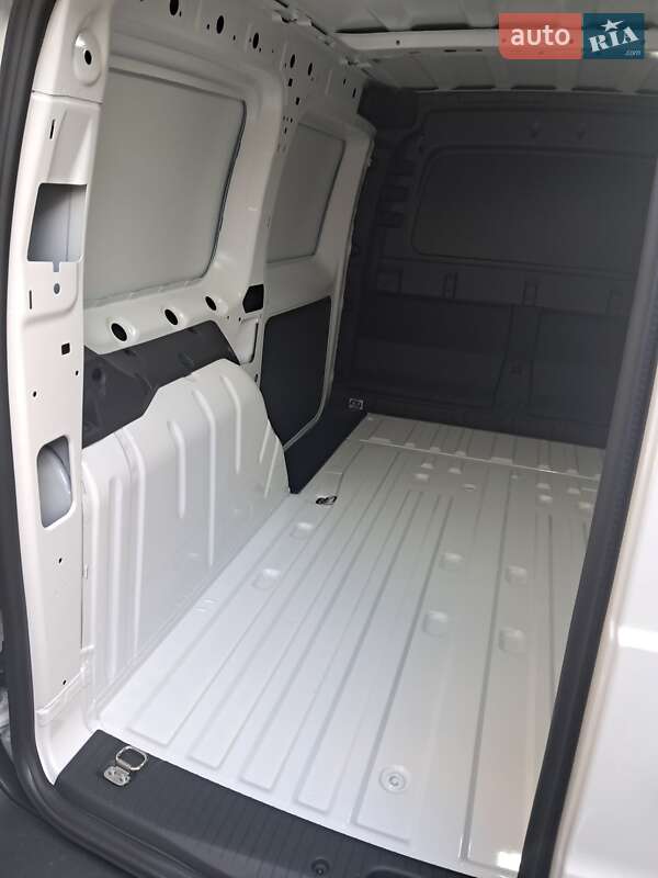 Минивэн Volkswagen Caddy 2025 в Киеве