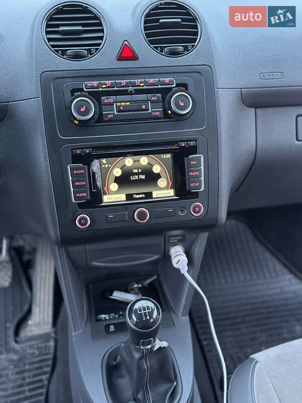 Мінівен Volkswagen Caddy 2014 в Черкасах