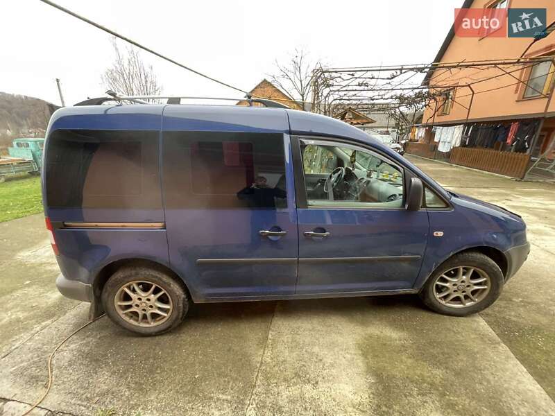 Минивэн Volkswagen Caddy 2008 в Тячеве