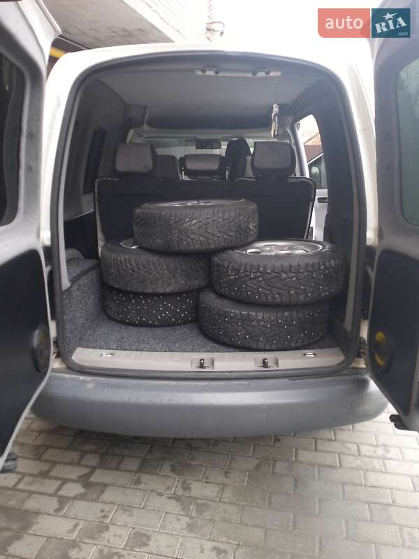 Минивэн Volkswagen Caddy 2006 в Хмельницком