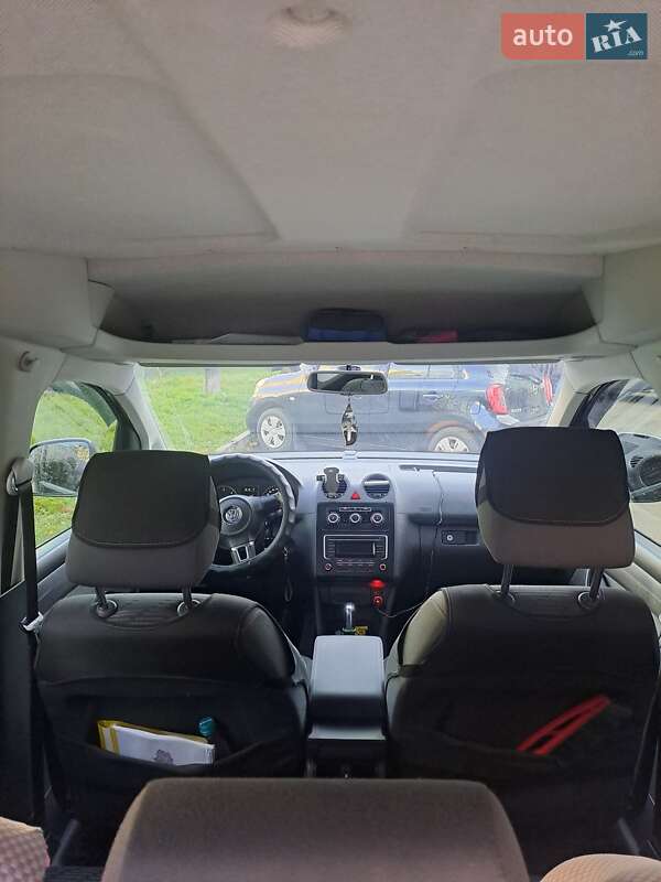 Мінівен Volkswagen Caddy 2010 в Івано-Франківську