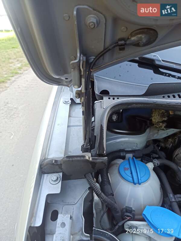 Мінівен Volkswagen Caddy 2010 в Рівному фото 12 Мінівен Volkswagen Caddy 2010 в Рівному