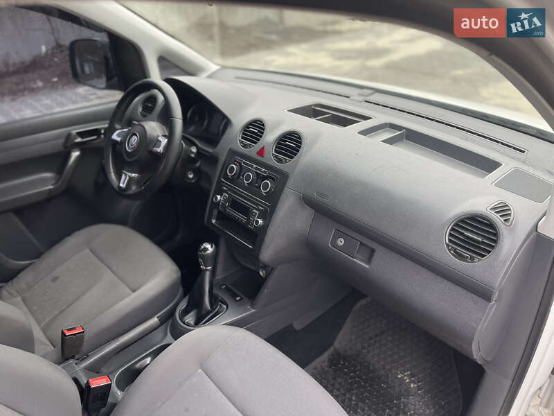 Минивэн Volkswagen Caddy 2014 в Тернополе