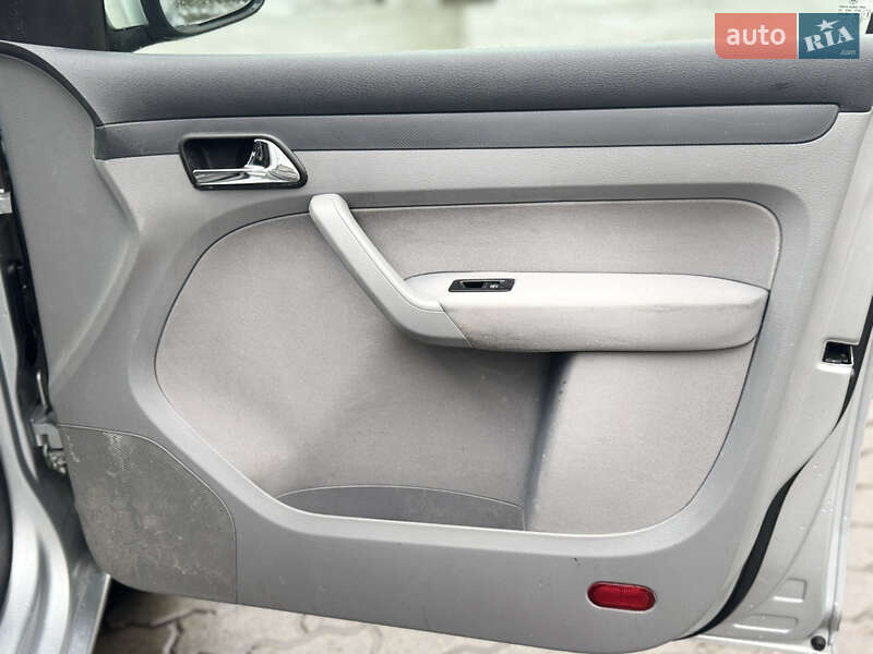 Минивэн Volkswagen Caddy 2009 в Луцке