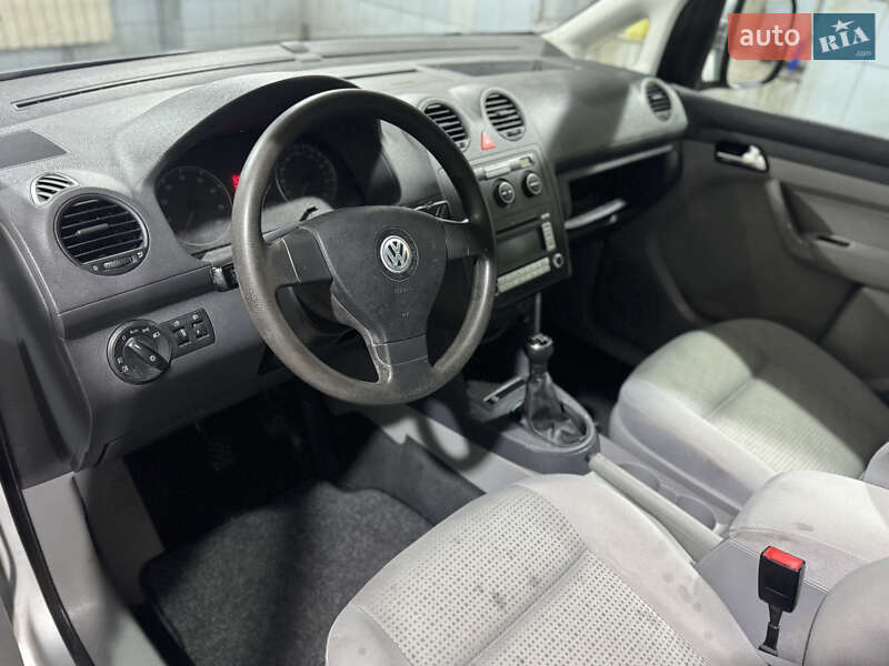 Минивэн Volkswagen Caddy 2009 в Луцке