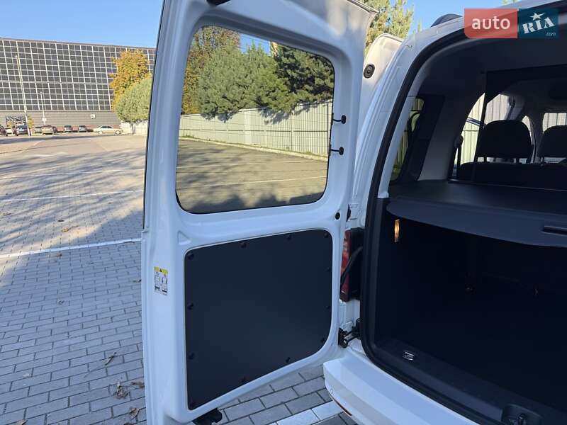 Мінівен Volkswagen Caddy 2019 в Луцьку фото 49 Мінівен Volkswagen Caddy 2019 в Луцьку