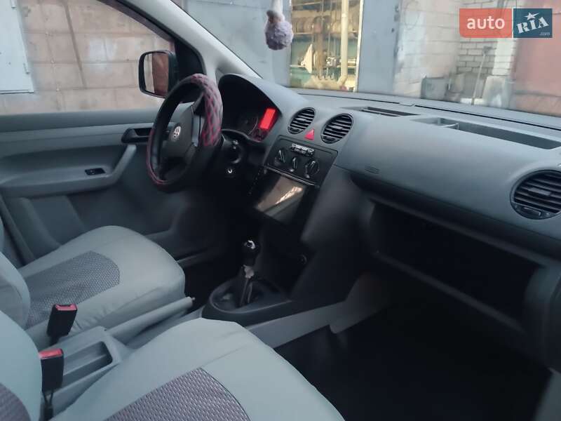 Минивэн Volkswagen Caddy 2007 в Кривом Роге