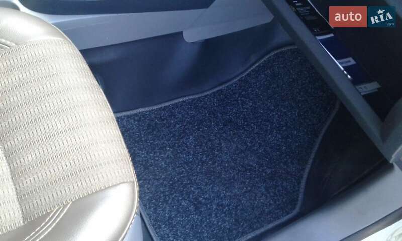 Мінівен Volkswagen Caddy 2009 в Козятині фото 21 Мінівен Volkswagen Caddy 2009 в Козятині