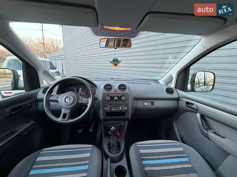 Минивэн Volkswagen Caddy 2011 в Каменском фото 6 Минивэн Volkswagen Caddy 2011 в Каменском