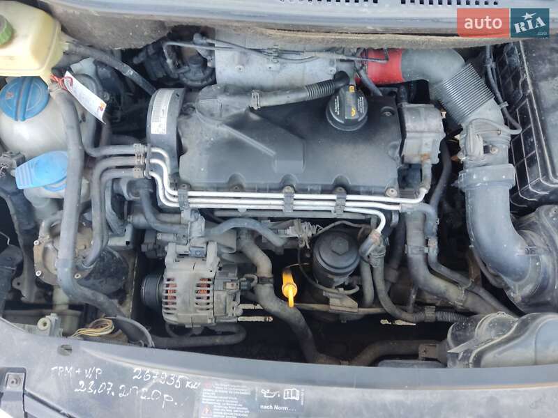 Минивэн Volkswagen Caddy 2007 в Кременце