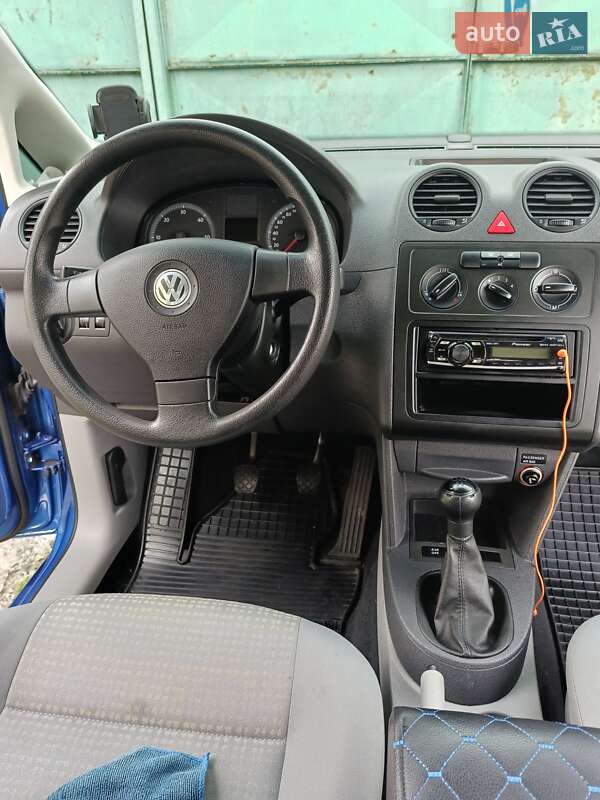 Мінівен Volkswagen Caddy 2008 в Одесі