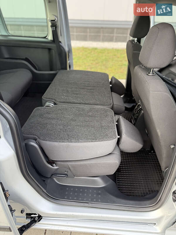 Мінівен Volkswagen Caddy 2020 в Рівному